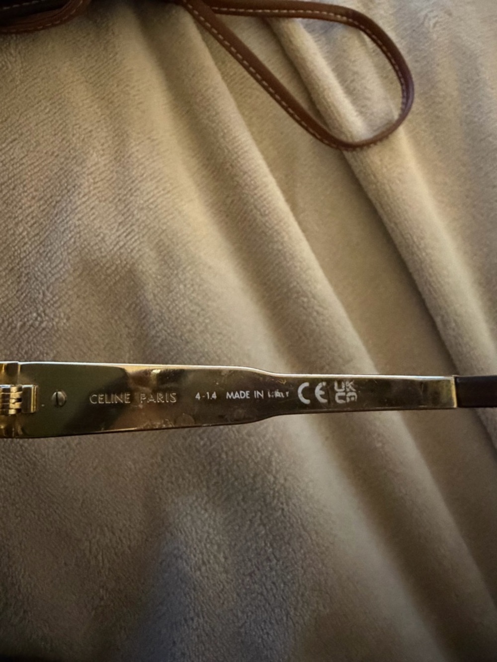 Celine Triomphe Sunglasses — Authenticated, minor scratches - sunglasses only! - Picture 10 of 11